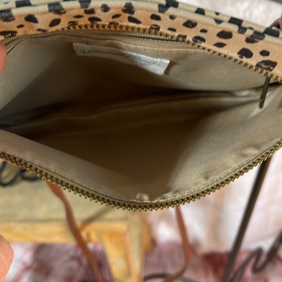 Universal Threads Leopard Print Crossbody - Picture 7 of 7
